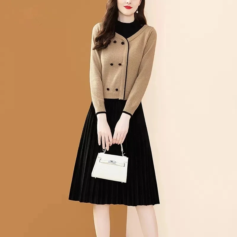 

2024 New Autumn And Winter Fashion Fake Two-Piece Embroidered Sweater Dresses Temperament Knitted Bottoming Dress Coat Women