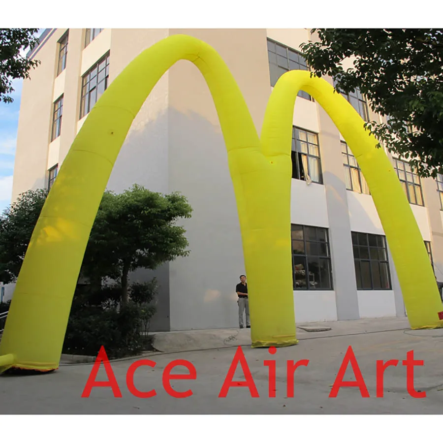 super M yellow inflatable MacDonald's Arch with for United States