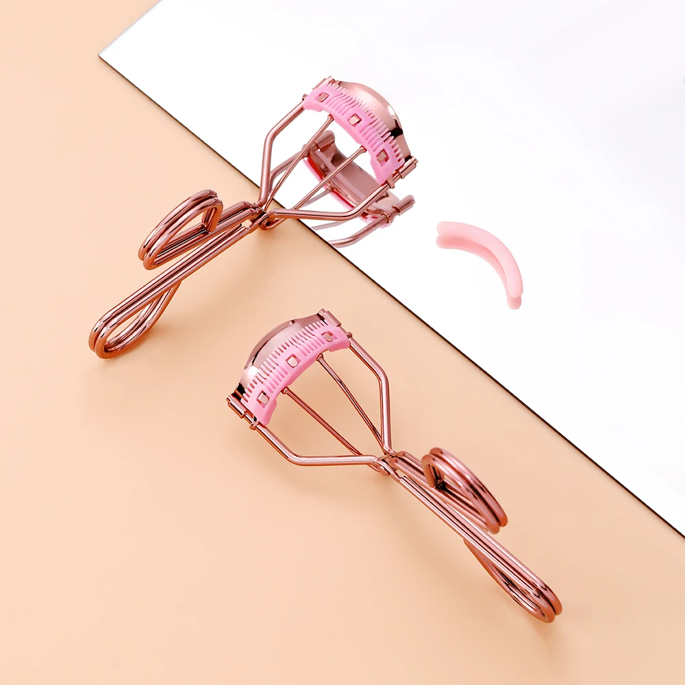 O.TWO.O Eyelash Curler Comb Eyelashes Fits All Eye Shapes Lash Lift Curling Clip Eye Makeup Tools With 1 Silicone Refill Pads