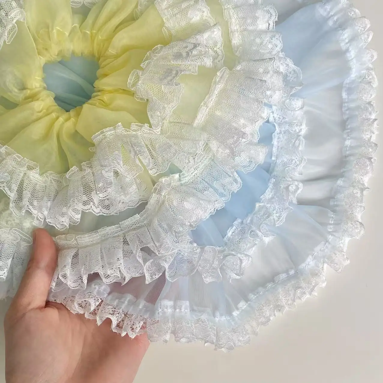 1PC Pastel Color Lace Scrunchies Set, Ruffled Chiffon Hair Ties, Cute Hair Accessories for Girls & Women