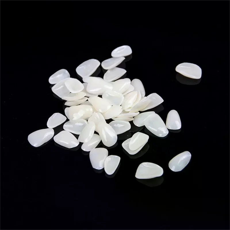 Faccette Dentali Temporanee per Sbiancamento, Membrane Dentali con Faccette Sbiancanti Ultra Sottili in Resina per Denti Anteriori - immagine 4