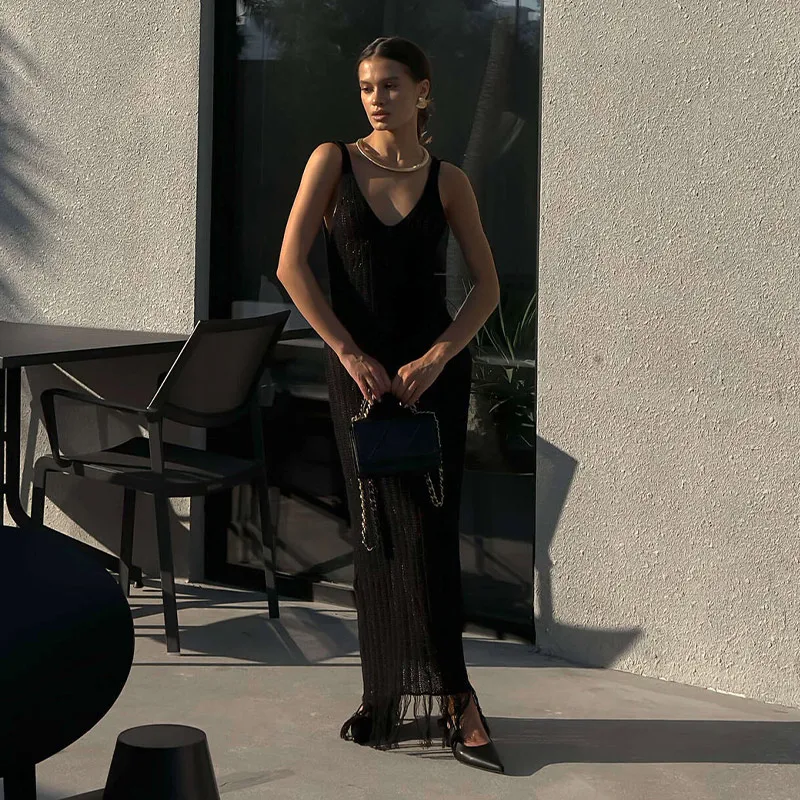 Vestido largo blanco de punto con borlas para mujer, sexy, con escote en V, sin mangas y espalda descubierta, para playa, verano 2025