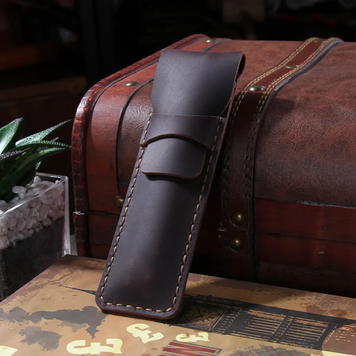 Vintage Handmade Leather Pen Case - Luxury Retro Stationery Organizer and Business Gift