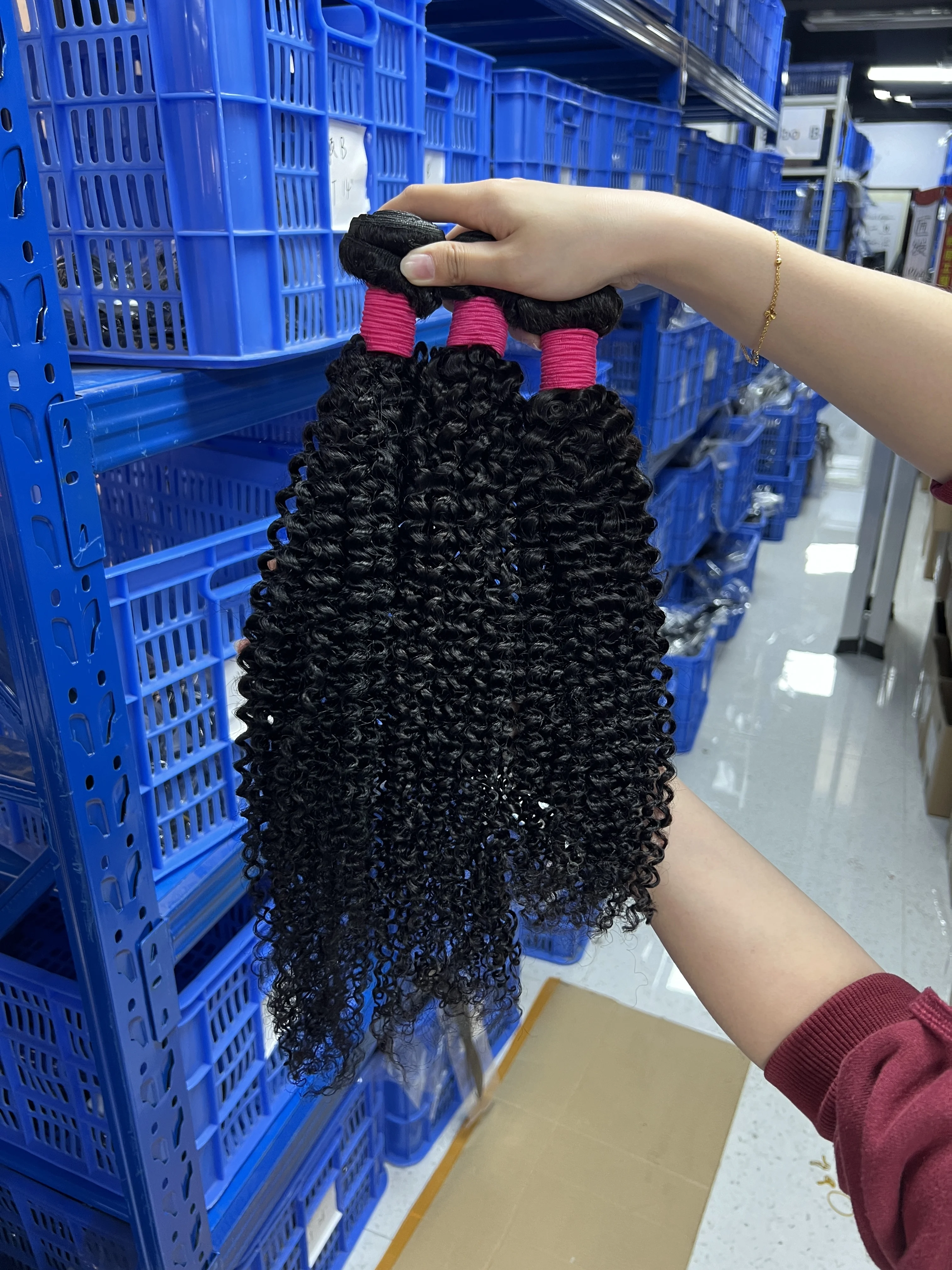 Curly Bundles Human Hair 28 30 Inch Brazilian Remy 1/3/4 Pcs Bundles Human Hair Natural Black Weave Extensions Tissage