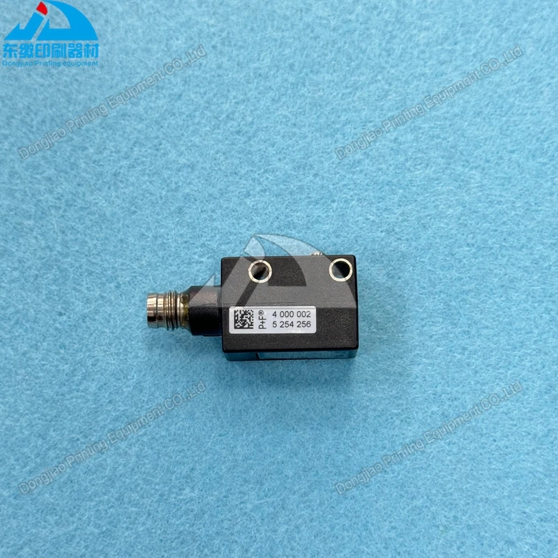 KBA 오프셋 인쇄기 예비 부품용 1피스 센서 ML4.2-8-H-40-RT/40b/95/110183449 센서