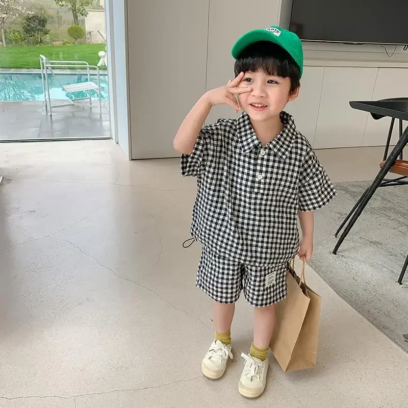 Children Clothing 2023 New Fashionable Boys Clothes Set Spring Summer Kids Sports Style Short Sleeves Plaid Shorts Two Piece Set