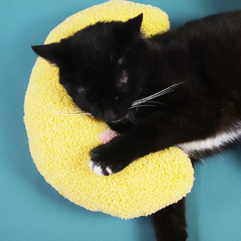 

New Pet Soft Cute Throw Pillow Universal for Cat and Dog Crescent Pillow Protection Cervical Vertebra Pet Supplies Pet Products