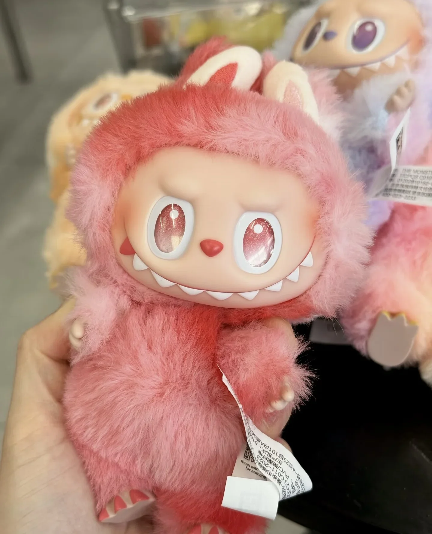 Labubu V3 Heartbeat Macaron Pendant – Genuine Popmart Keychain Doll