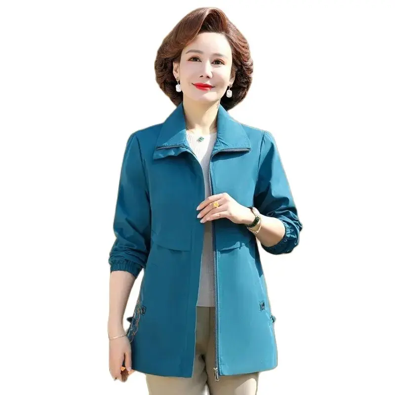 

Mom's Spring Autumn Windbreaker Coat Is Noble Slim. 2023 New Middle-aged Elderly Women's Fashion Coat Top Femaletide