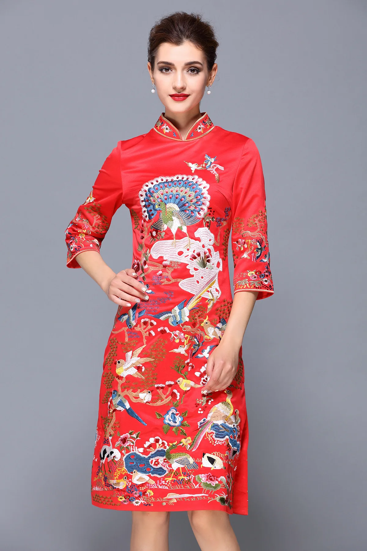 

Vintage Boutique Lady Fancy Embroidery Gown Chinese Costume Qipao Dress