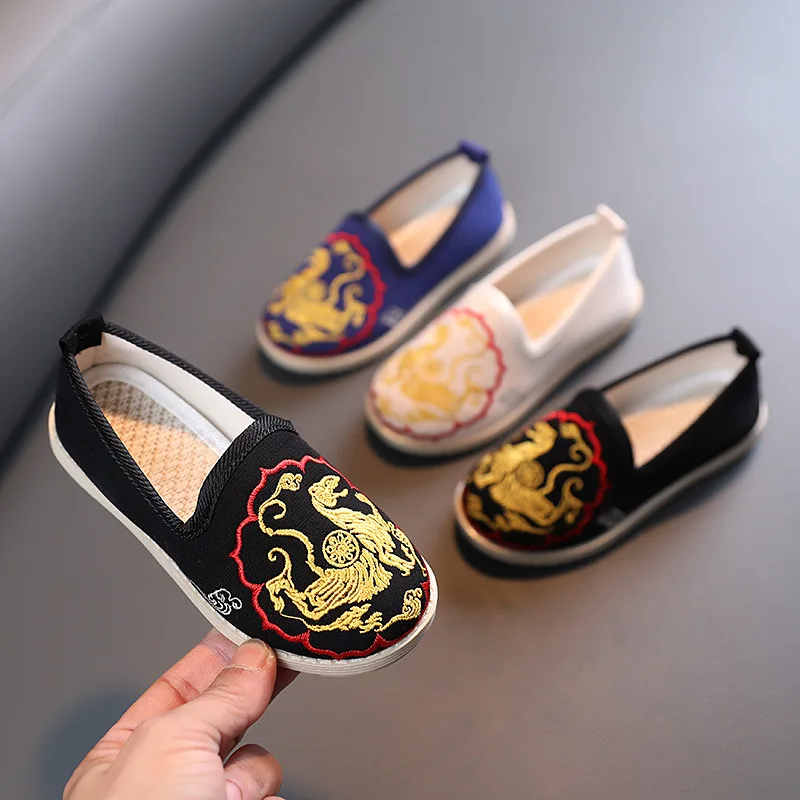 Chinese Style Boys Shoes Dragon Embroidered Cotton Cloth Shoes for