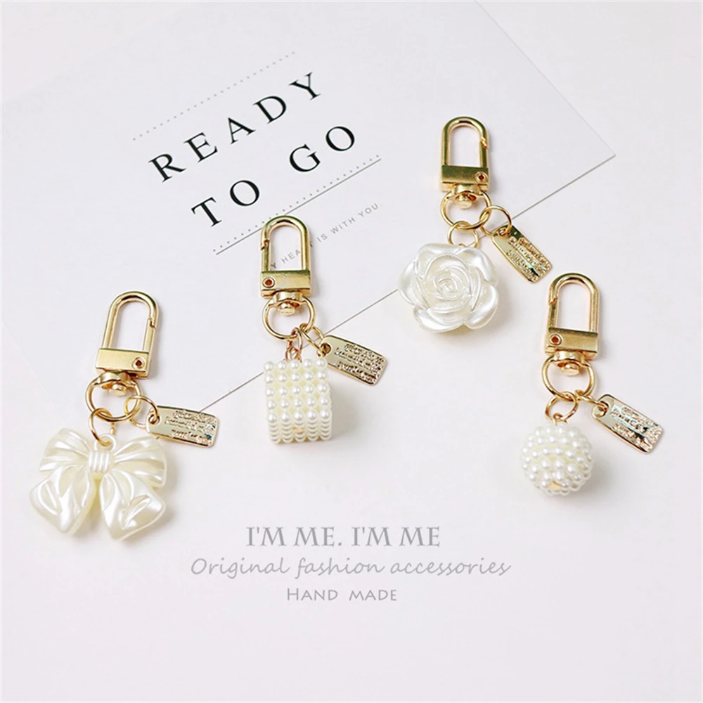 Vintage Pearl Keychains Elegant Roses Bow Keyring For Women Girls Handbag Headphone Case Accessories