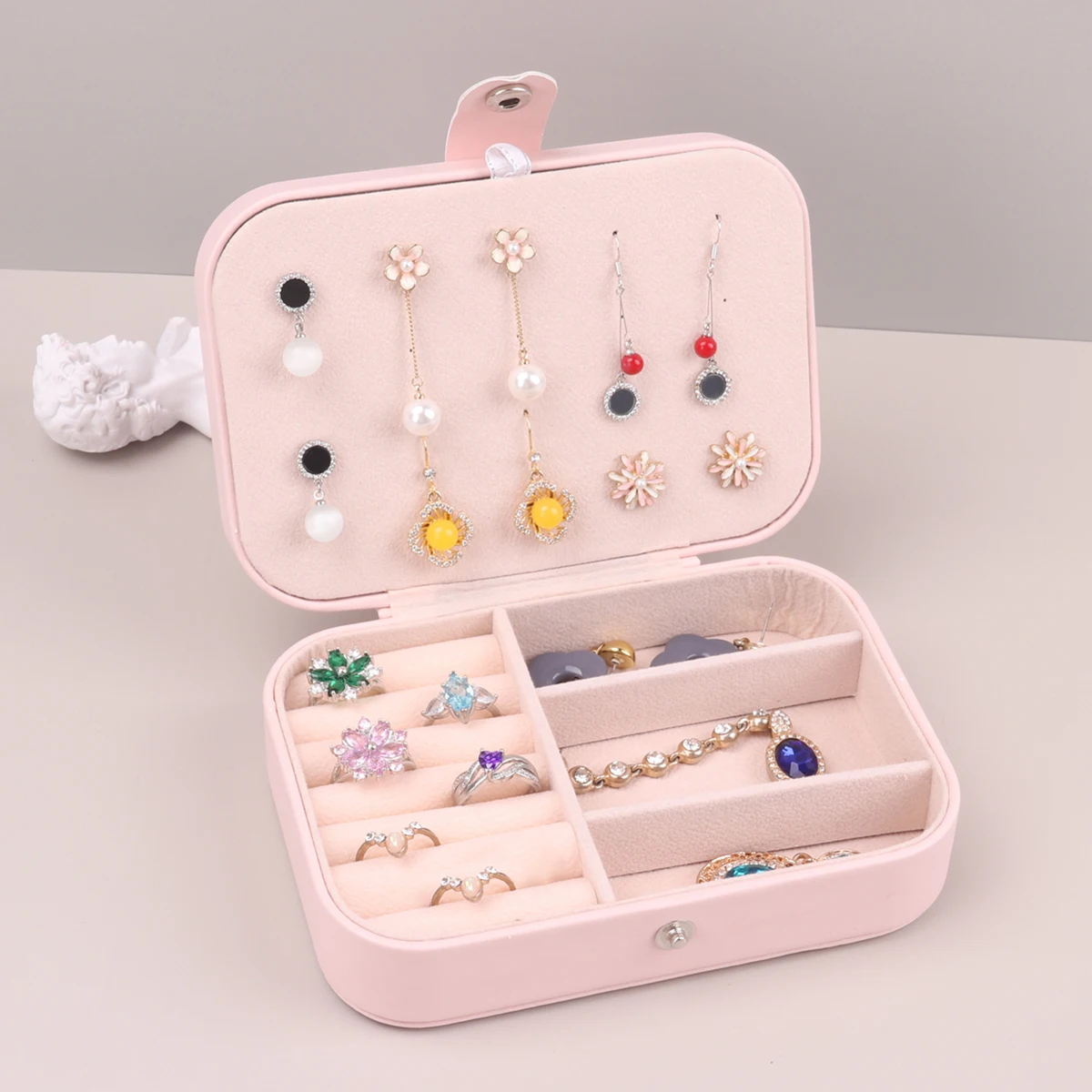 

Portable Jewelry Storage Box Travel Organizer Jewelry Case Leather Storage Earrings Necklace Ring Jewelry Organizer Display