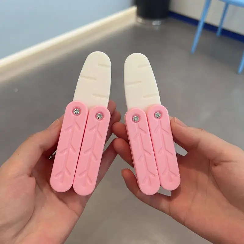 3D Printing Radish Butterfly Toy Knife Straight Jump Gravity Mini Carrot Knife Push Card Sensory Toy Christmas Halloween Gifts