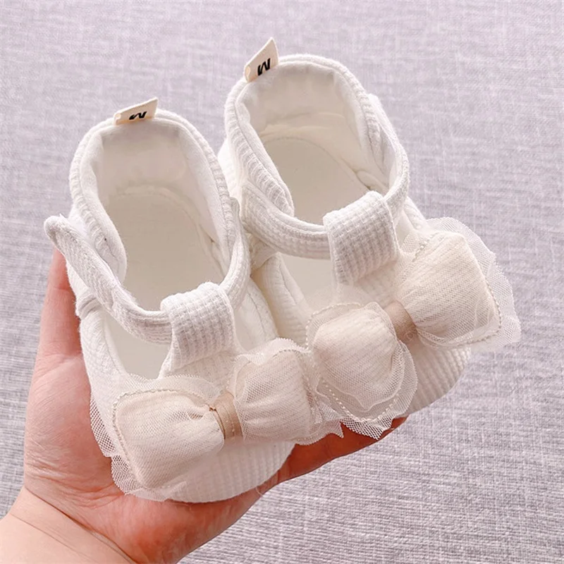 Sweet Baby Girl Spring Princess Shoes Delicate Bow Detail Non-Slip Soft Sole Adorable Fall Look