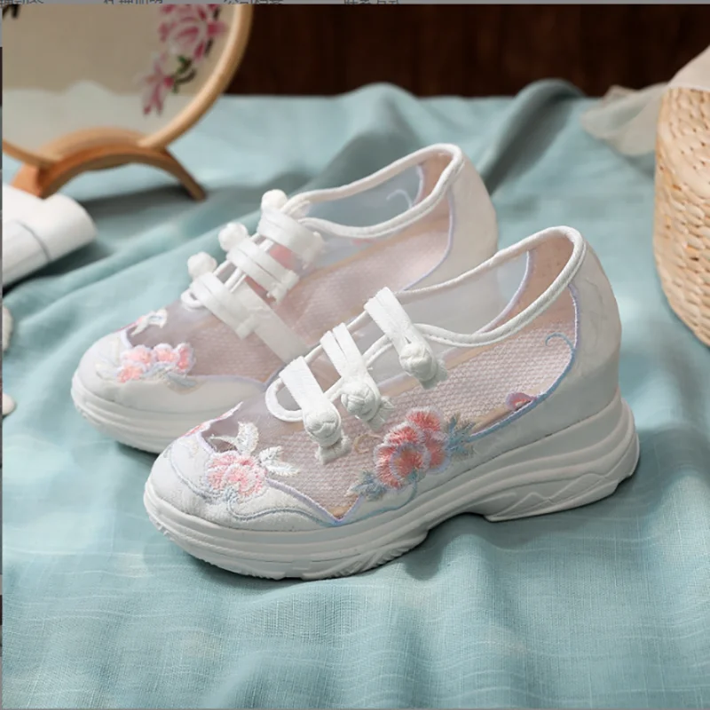 

Large Size Hanfu Shoes Women Chinese Ancient Embroidery Shoes Canvas Heightened Shoes Summer White Mesh Casuals Padded Sneakers