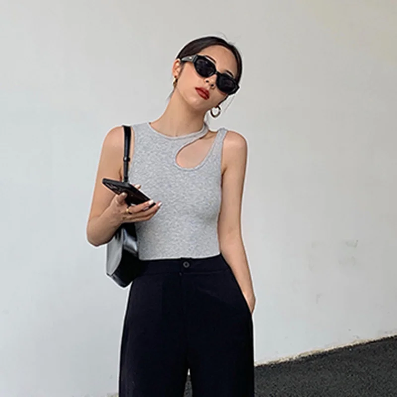 Casual y2k White Cut Out Women's T Shirt Round Neck Sleeveless Slim T Shirts Female Clothing 2022 Summer Fashion crop top women