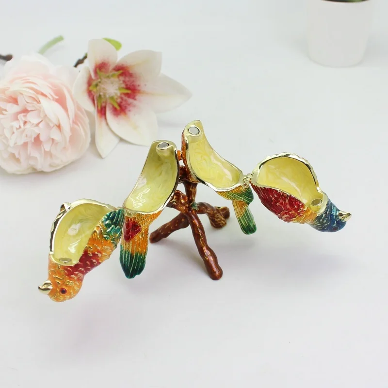 SHINNYGIFTS Enamel Trinket Box New Desk Decorative Love Birds Wedding Gifts to Friends