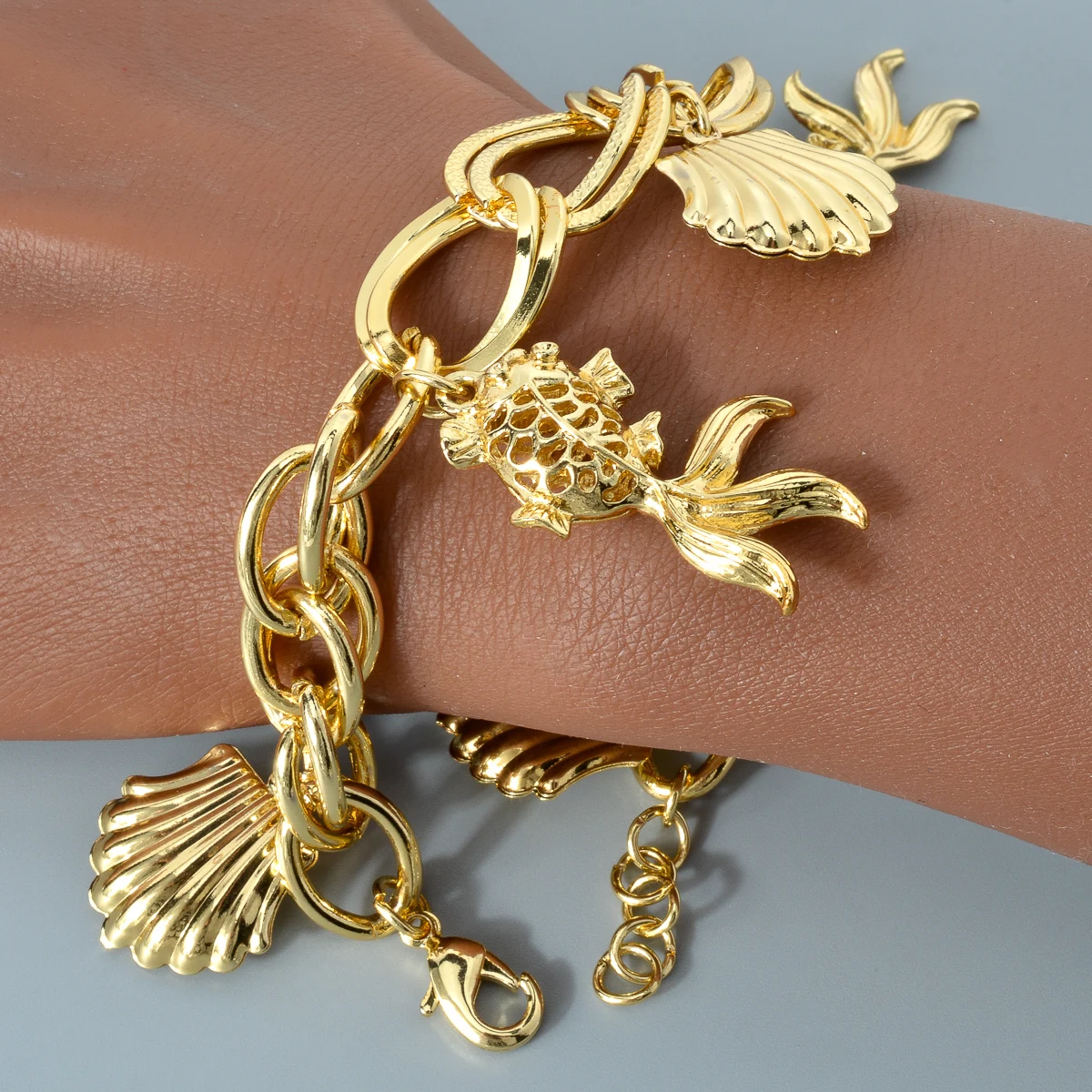 ZeaDear Chic Small Goldfish Bee Animal Charm Bracelets Hip Hop