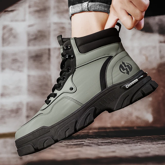 남성을 위한 스타일과 편안함을 선사하는 CYYTL 남성용 가죽 앵클 플랫폼 부츠