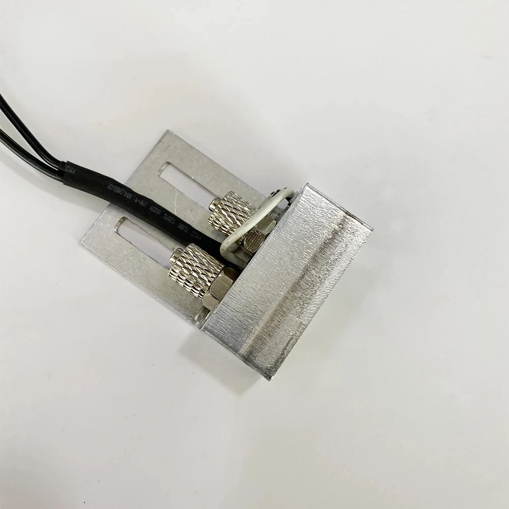 Рисунок 3 - УФ-лампы для закрепления чернил