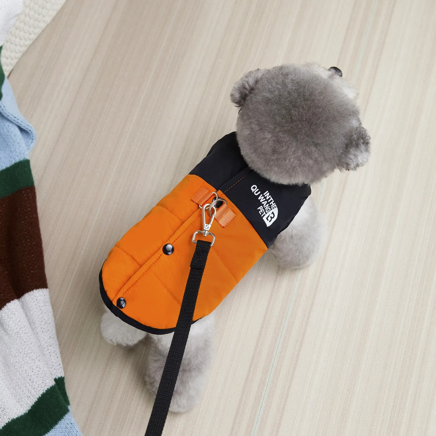 작은 강아지 겨울 코트 레터 프린트 강아지 옷 말티즈 따뜻한 다운 재킷 편안한 민소매 강아지 재킷
