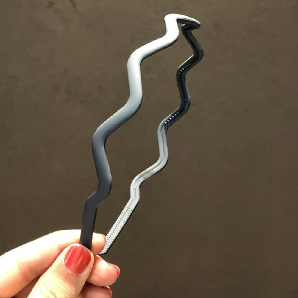 Рисунок 4 - Элегантные однотонные волнистые