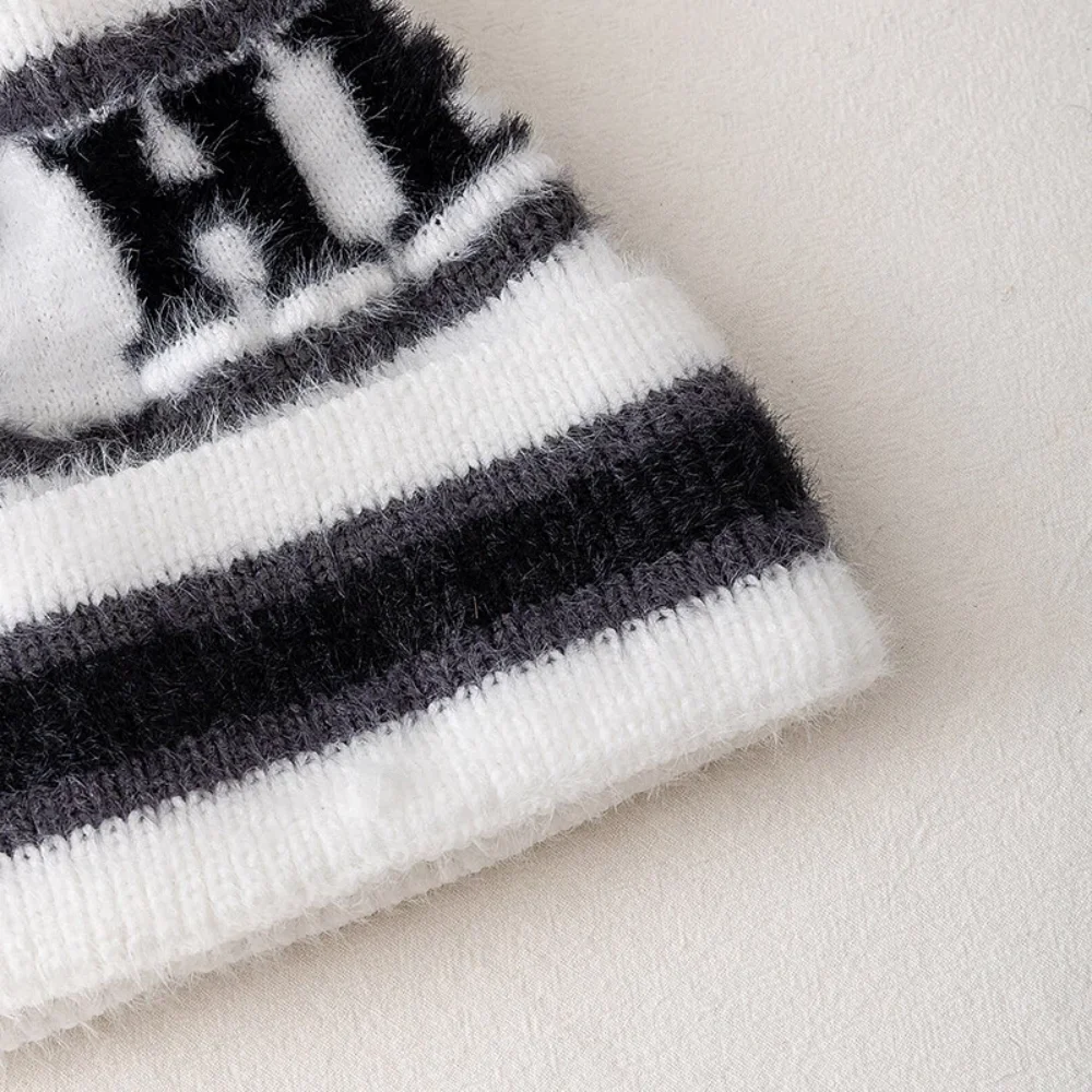 New Style Fashion HEAT Letter Beanie Hat Caps Pompoms Warm Winter Hat Y2K Beanie For Woman Girl