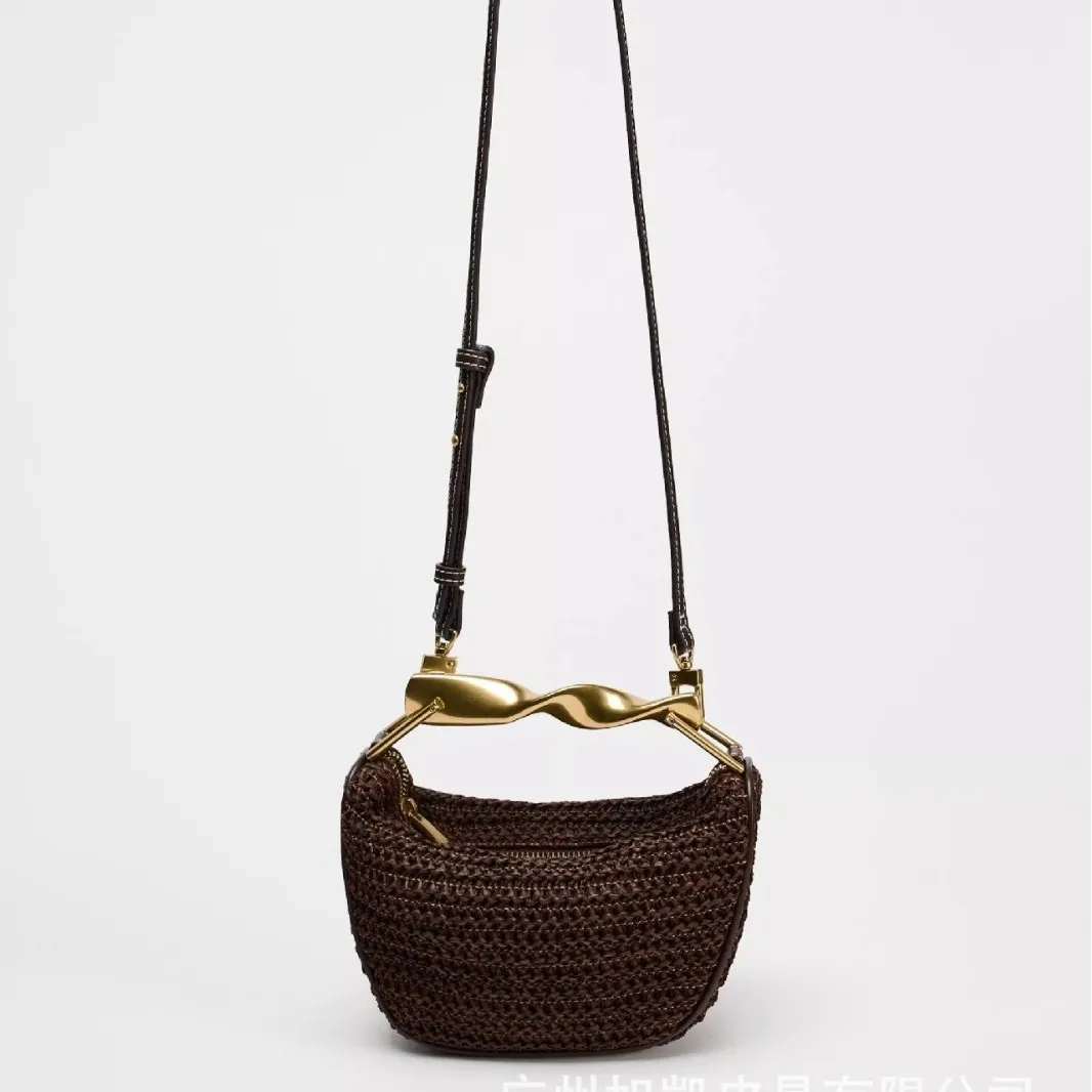 Summer Rattan Half-Moon Beach Straw Shoulder Bags Women's Straw Bucket Bag Purse Woven Straw Handbags Casual Tote Crossbody Bag