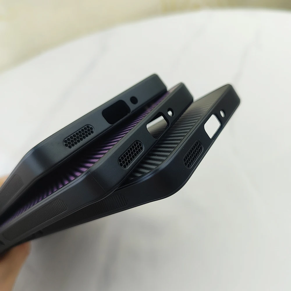 Enhanced Carbon Fiber Magnetic Case with Full Lens Protection - Magsafe Compatible Cover