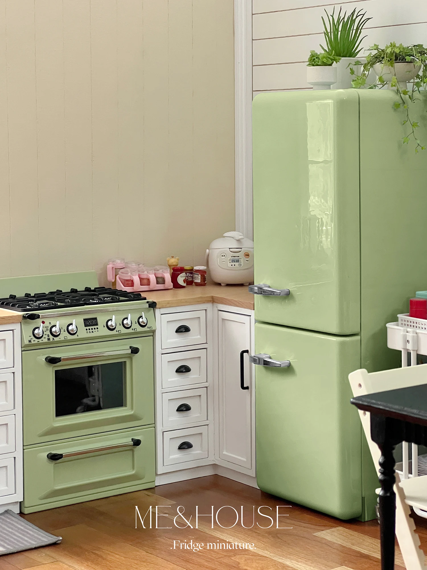 1/6 doll house model  Kitchen appliances refrigerator（ shells need to be used with refrigerator liner，The shell can be replaced） 6