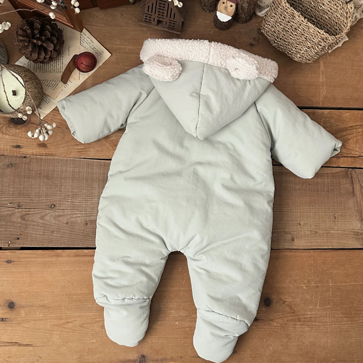 Niedlicher Teddybär-Stil Baby Jungen Winter Langarm Fleece-Gefütterter Kapuzen-Strampler Modische Neugeborenen-Warmkleidung – Detail 3