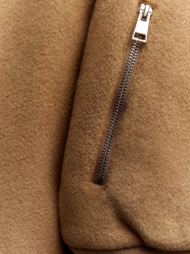 Рисунок 5 - Женская короткая куртка ZBZA