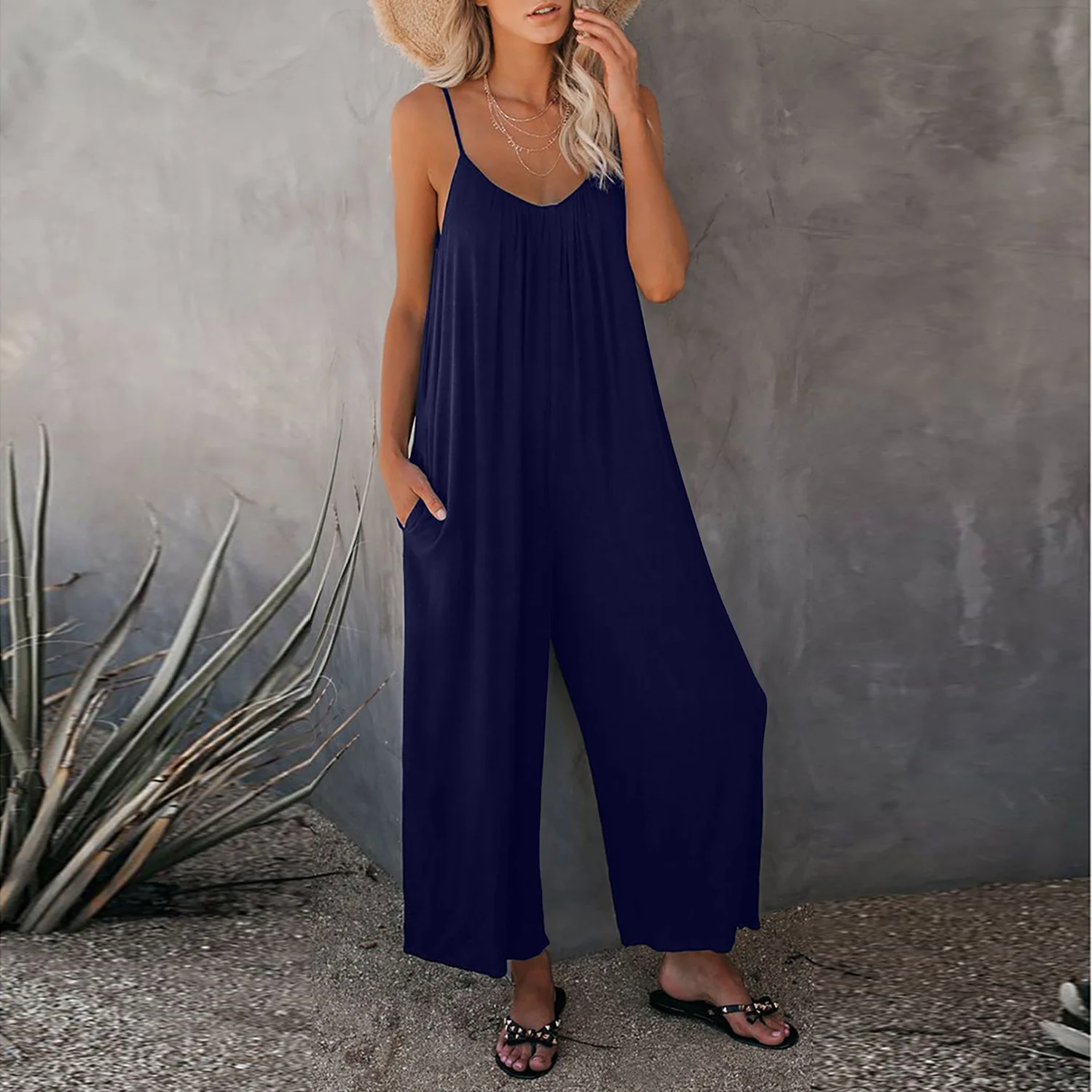 2023 Suspender Jumpsuit Summer New Solid Color Pocket Casual Jumpsuit Women Fashion Casual Commuter High Street Trousers Rompers