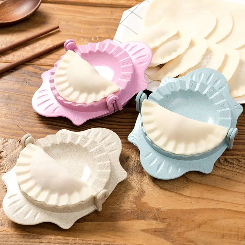 Dumplings Maker Tool Wheat Straw Pierogi Mold With Stuffing Spoon DIY Dumpling Mold Clips Baking Molds Pastry Kitchen Accessorie
