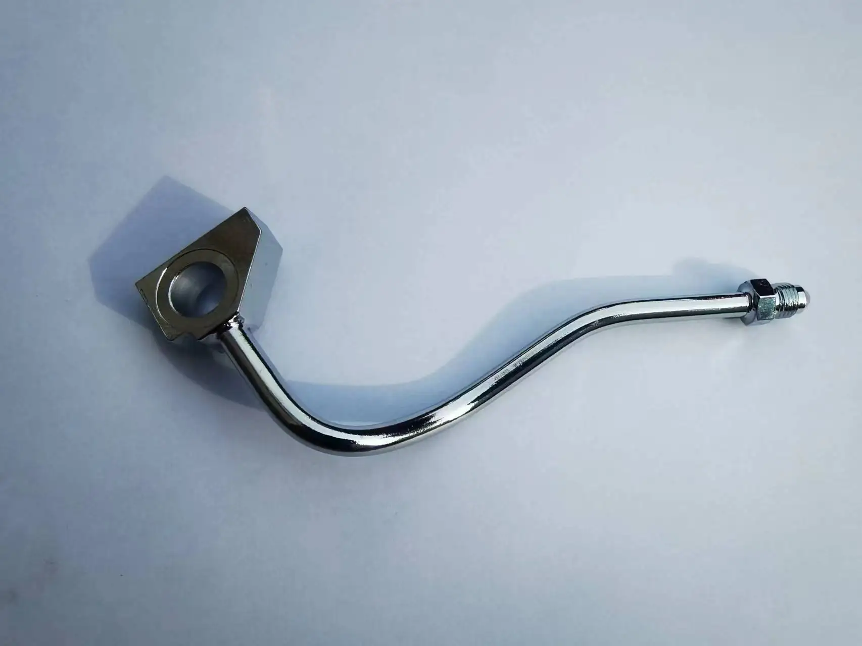AN3-Adapteranschluss für die obere Bremsleitung des Harley Davidson Touring ABS – Detail 2