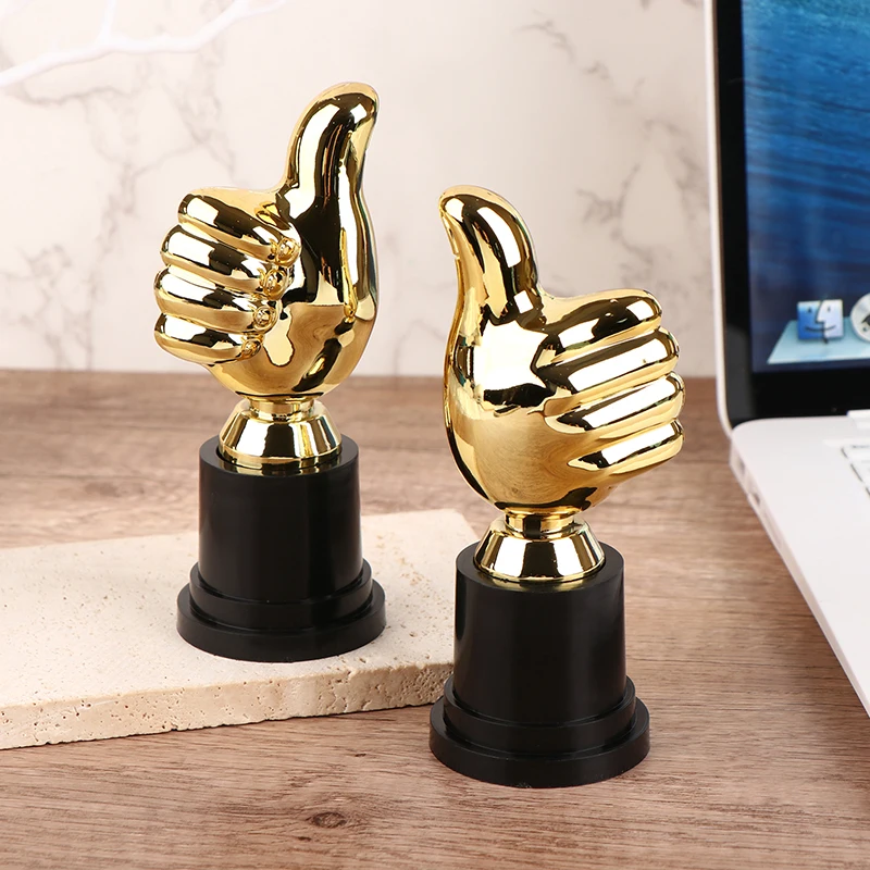 1Pcs Mini Awards Trophies Reward Thumbs Trophy Toys Kids Competition Winner Prize For Children Party Favors plastic trophy toys
