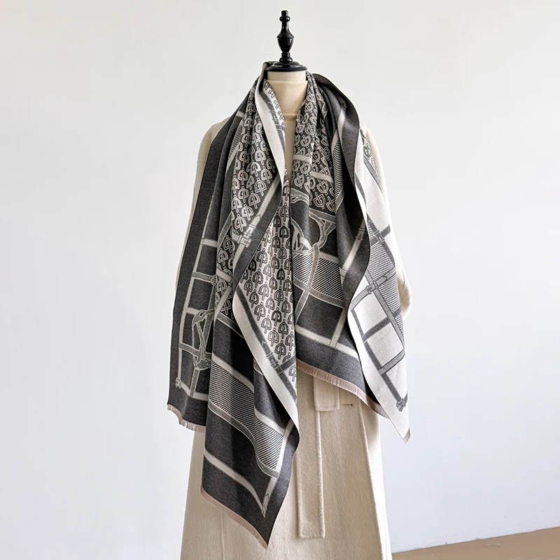 Elegant Leopard Print Scarf Imitation Cashmere Soft Warm Versatile Shawl Coldproof Windproof Blanket Scarf for Autumn Winter