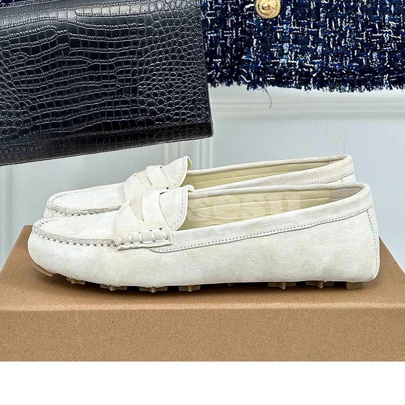 

Autumn Winter New Ladies Doudou Shoes Unique Five Pointed Star Thick Bottom Design Female Shoes Concise Versatile Loafers