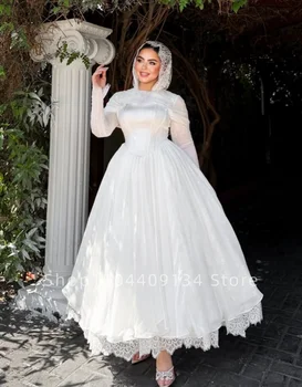 Abito da sposa musulmano bianco a maniche lunghe in pizzo, stile Dubai, con corsetto, linea ad A, personalizzabile.