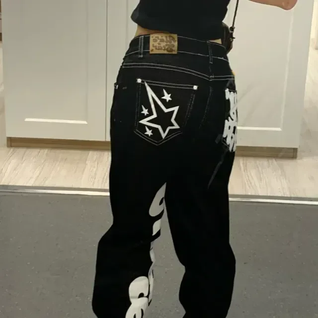 thumbnail image 1 of Pantalones vaqueros retro góticos americanos Y2K con estampado de araña, pantalones vaqueros ajustados estilo punk hip-hop rock, moda urbana, 1 of 5