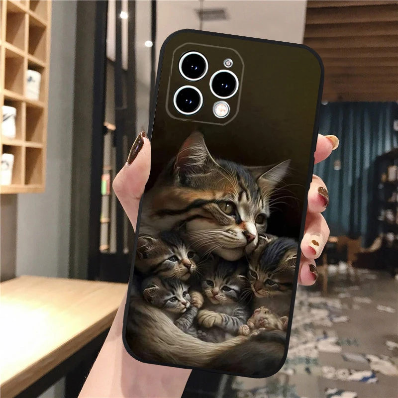 thumbnail image 1 of Funda de teléfono con bonito gatito bebé para iPhone 16, 15, 14 Pro Max, 16, 15, 14, 13, 12 Pro, 15 Plus, iPhone 11, 1 of 5
