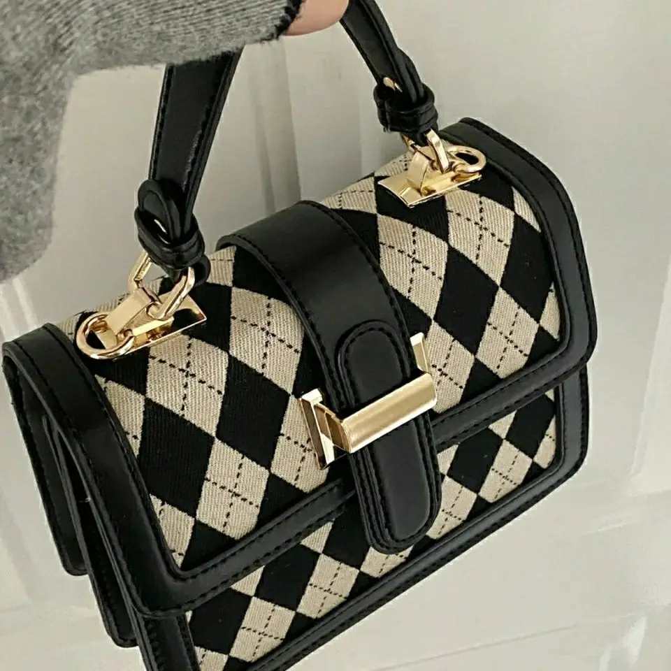 

Sense Of advanced New Fashion Plaid Original Women's Bag with a Small Crowd Sense Foreign Style Small Square Bag Chain Bag List