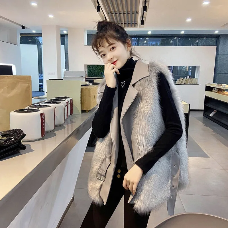 

2023 Autumn and Winter New Korean Fox Fur Grass Vest Women's Jacket Slim Fur Sleeveless Outerwear