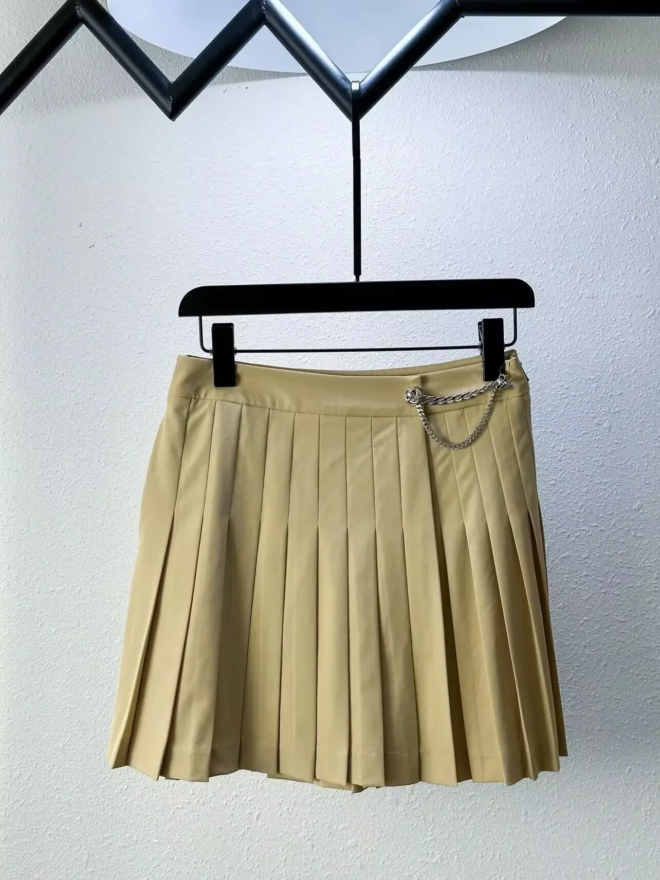 

Golf Clothing Women's Skirt, Age Reducing and Versatile, Slim Fit, Sports Quick Drying Ball Skirt, GOLF Short Skirt Pants