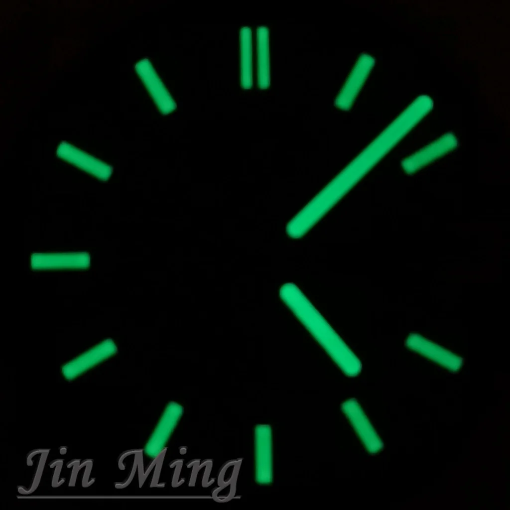 High Quality Silver Multi-Colored Luminous Date Window Aseptic Dial