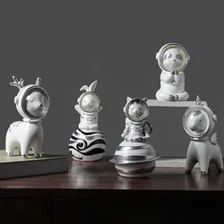 Nordic Cute Space Aerospace Animal Series Model Statue Home Decor Living Room Bedroom Porch Resin Craft Modern Accessories Gift