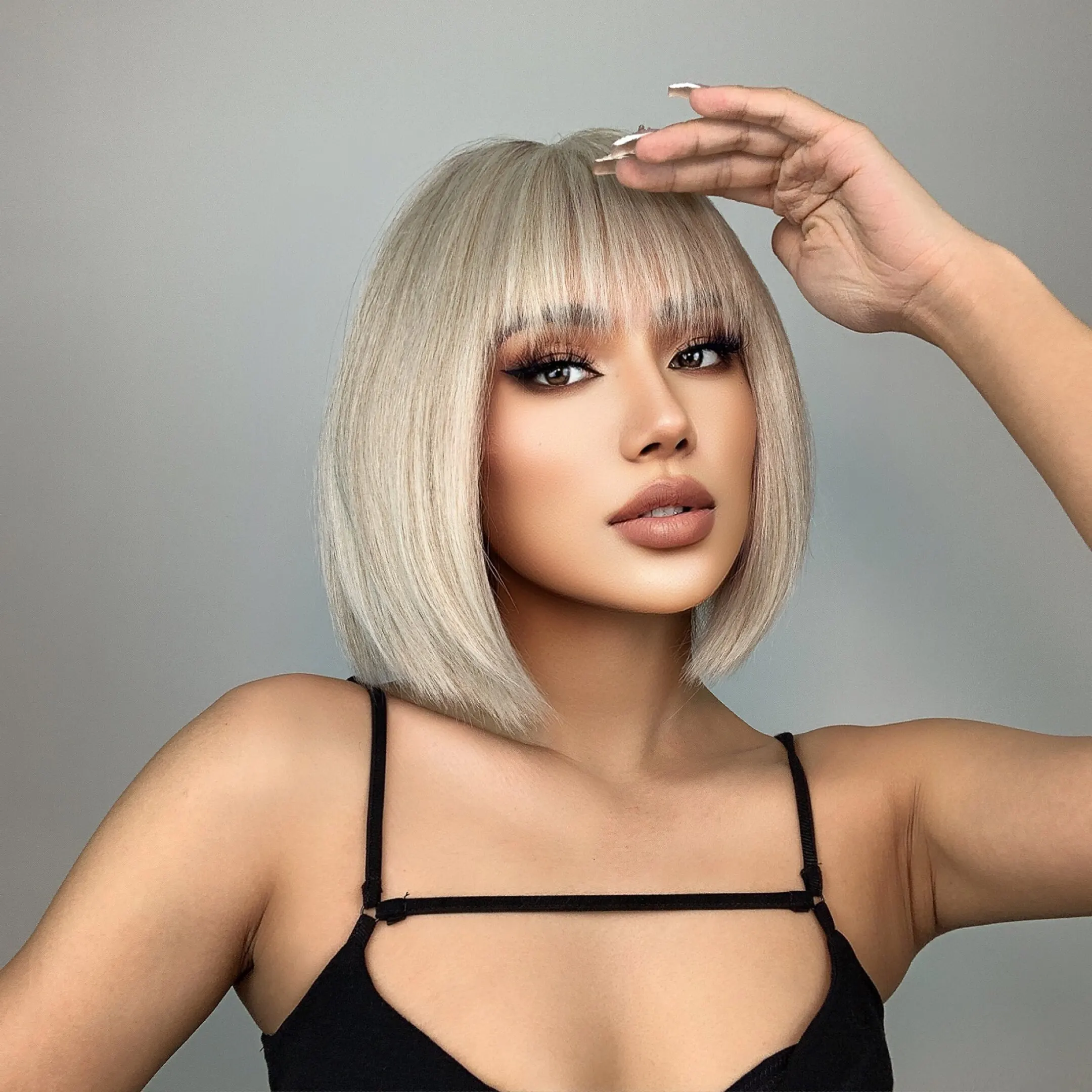 Short Straight White Platinum Wigs for Women Short Bob Synthetic Wig With Bangs Shoulder Length Heat Resistant Cosplay Wig_voghion.com