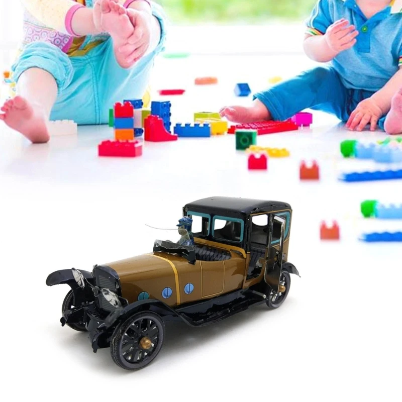 Mini Vintage Wind-up Toy Cute Toy Spanish Car Fine Tinplate Party Supplies Clockwork Agricultural Machinery
