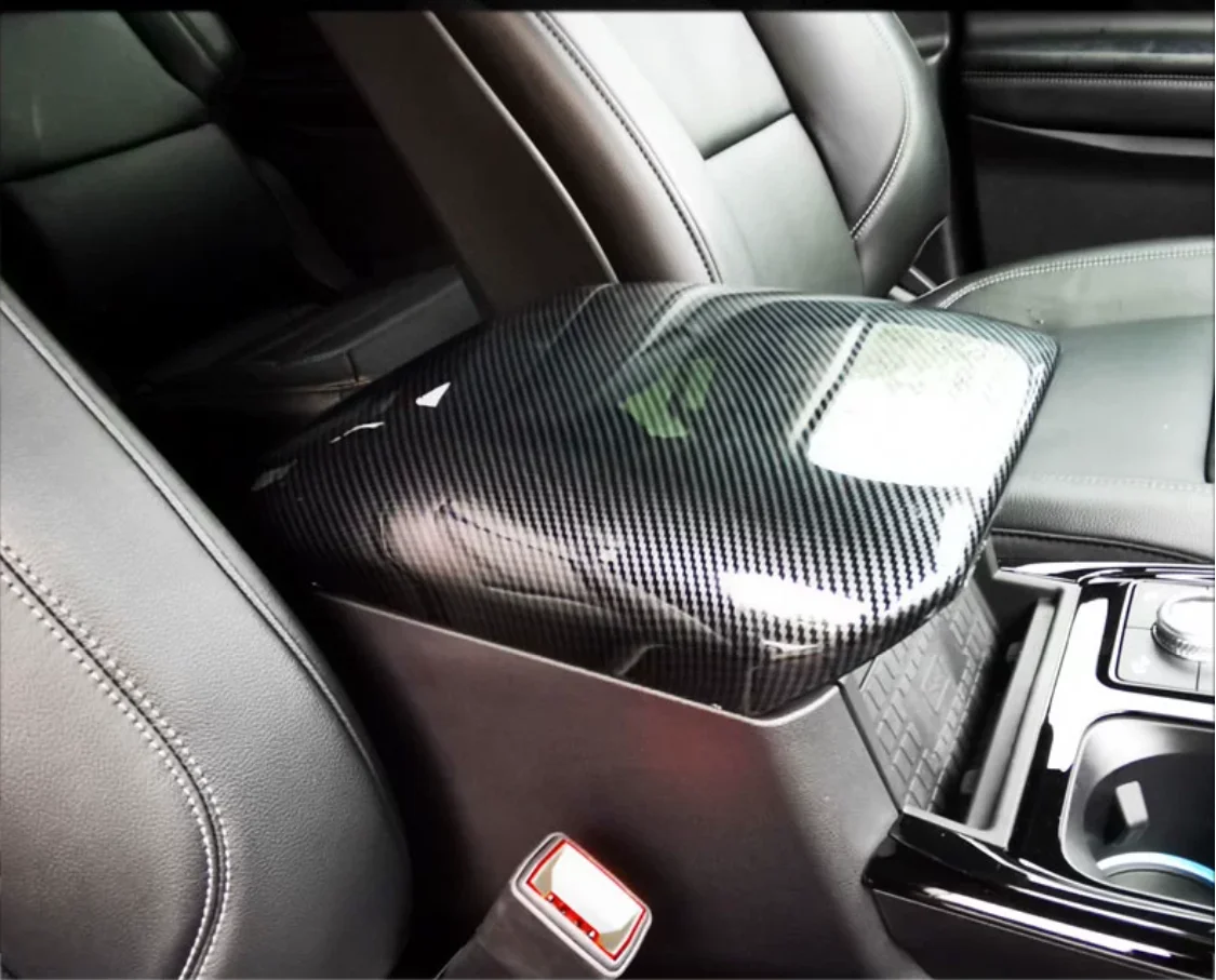 

Suitable for 2020-2023 Ford Explorer armrest box cover decoration